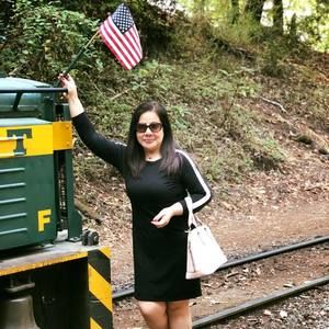 Meet your Posher, Teresa